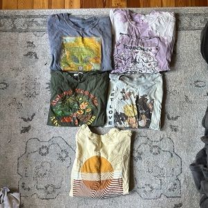 LOT of Women’s Graphic Crop Tops